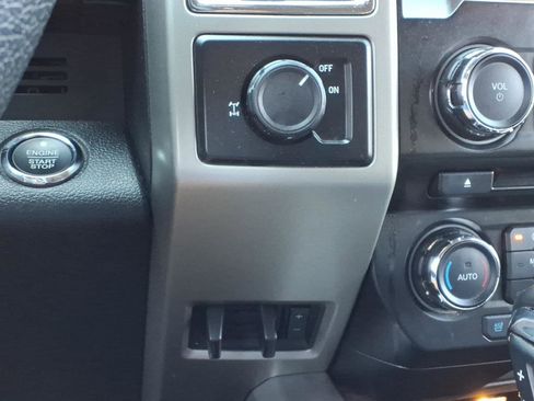 Used 2016 Ford F150 Lariat w/ Equipment Group 501A Mid image 12