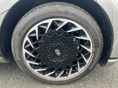 Used 2024 Hyundai Ioniq 5 Limited image 59