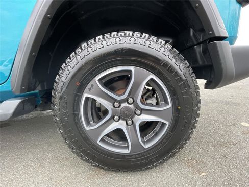 Used 2020 Jeep Wrangler Unlimited Sport image 24