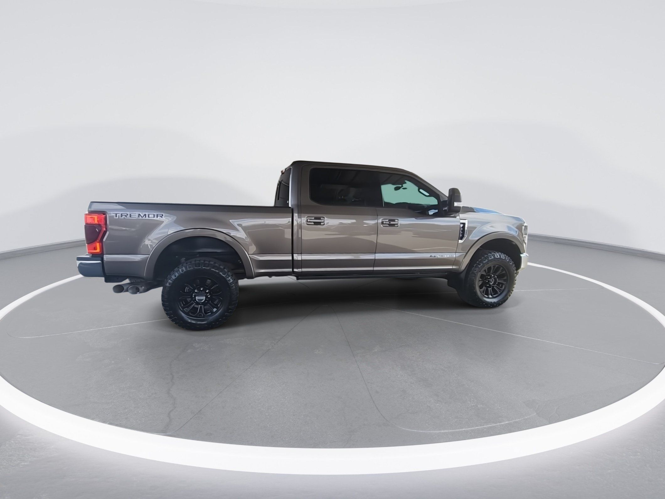 Used 2022 Ford F350 Lariat w/ Tremor Off-Road Package AWD/4WD image 8