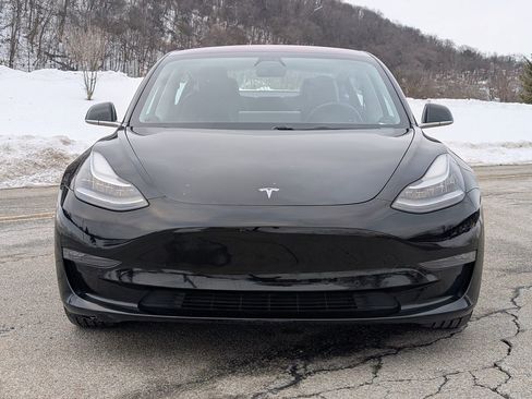 Used 2018 Tesla Model 3 Long Range image 4