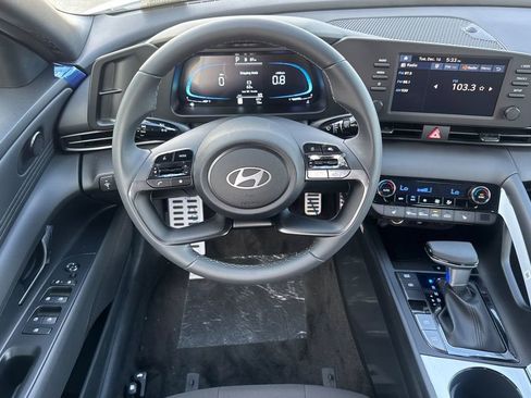 New 2026 Hyundai Elantra SEL Sport Premium FWD image 15