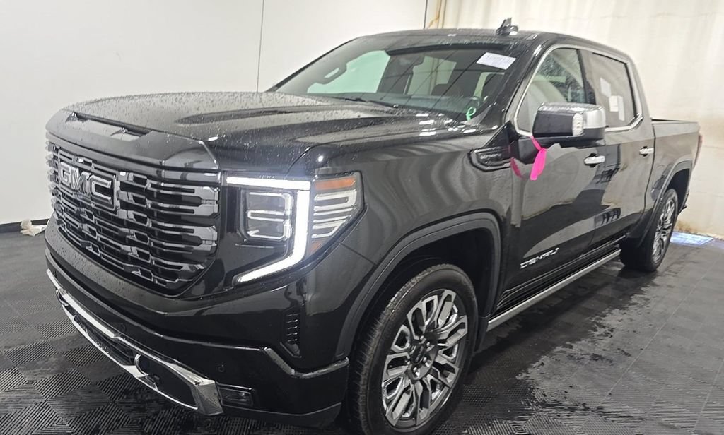 Used 2024 GMC Sierra 1500 Denali Ultimate AWD/4WD image 1