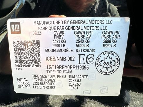 Used 2023 GMC Sierra 2500 Denali w/ Denali Ultimate Package image 30