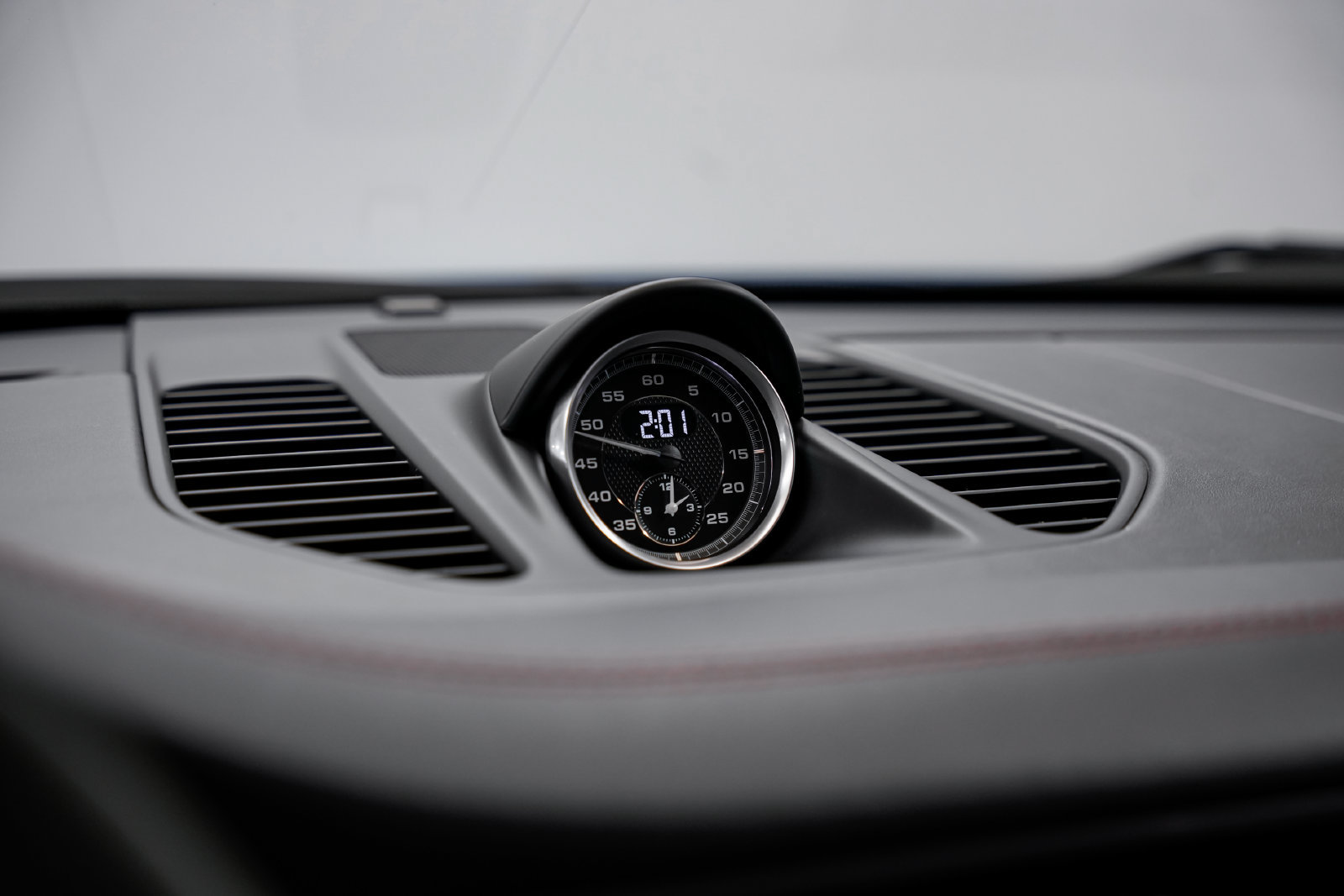 Used 2019 Porsche 911 Carrera 4 GTS AWD/4WD image 13