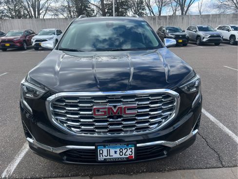 Used 2018 GMC Terrain Denali w/ Advanced Safety Package AWD/4WD image 2
