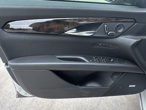 Used 2016 Cadillac CT6 Luxury w/ Active Chassis Package image 12