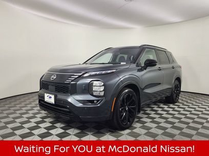 Used 2026 Nissan Rogue Platinum w/ Family Package