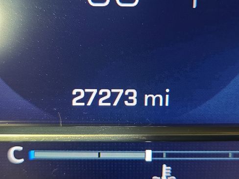 Certified 2022 Chevrolet Silverado 1500 LT Trail Boss w/ LT Trail Boss Premium Package image 18