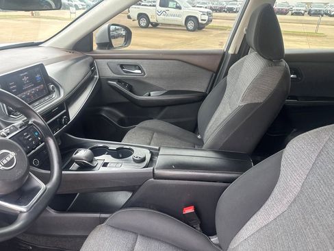 Certified 2023 Nissan Rogue SV AWD/4WD image 40