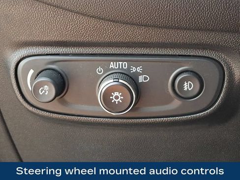 Used 2020 Chevrolet Equinox Premier AWD/4WD image 8