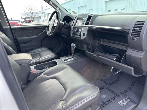 Used 2015 Nissan Frontier PRO-4X w/ Pro-4x Luxury Package image 36