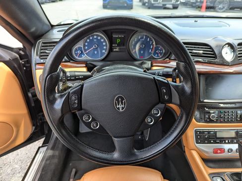 Used 2011 Maserati GranTurismo Convertible RWD image 14