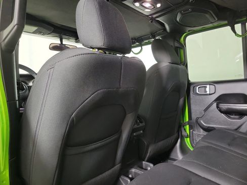 Used 2019 Jeep Wrangler Unlimited Sport S AWD/4WD image 9