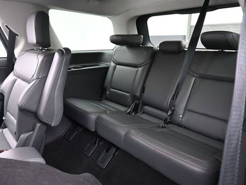 Used 2025 Ford Expedition Active image 26