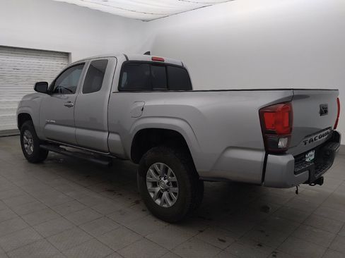 Used 2018 Toyota Tacoma SR RWD image 3