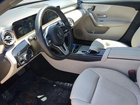 Used 2019 Mercedes-Benz A 220 image 16
