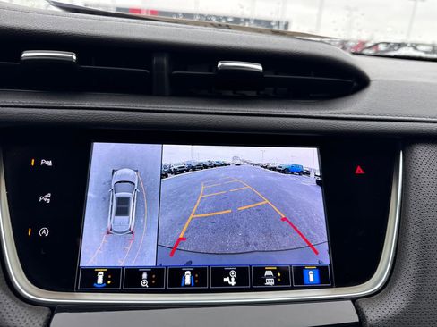 Used 2022 Cadillac XT5 Premium Luxury w/ Technology Package image 21