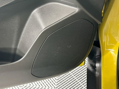 Used 2024 Chevrolet Trax ACTIV w/ Sunroof Package image 25