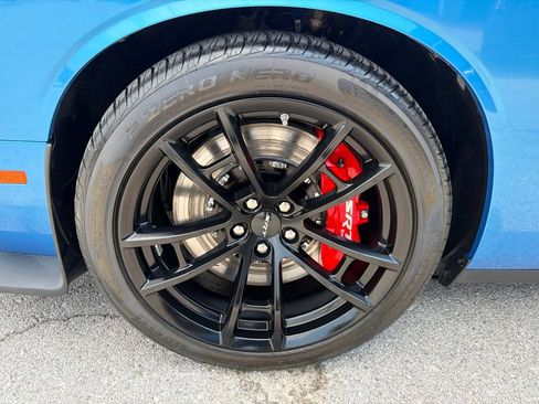 Used 2023 Dodge Challenger SRT Hellcat RWD image 8