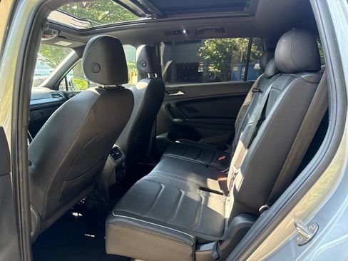 Used 2020 Volkswagen Tiguan SEL Premium R-Line AWD/4WD image 24