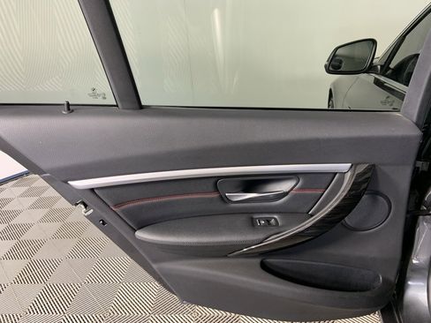 Used 2017 BMW 330i xDrive 330i xDrive w/ Premium Package image 24