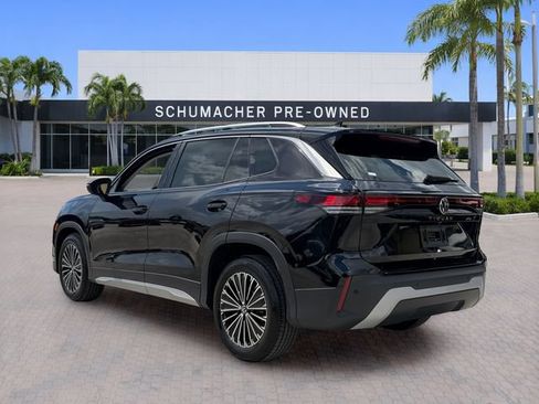 Certified 2026 Volkswagen Tiguan S w/ 18" Wheel Package FWD image 5