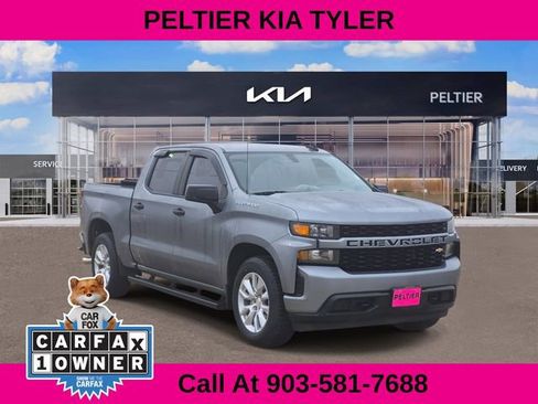 Used 2020 Chevrolet Silverado 1500 Custom w/ Custom Value Package image 1