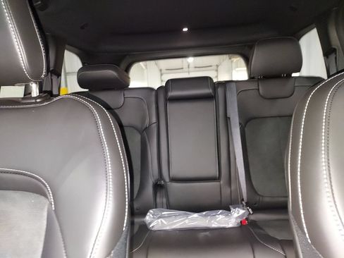 New 2026 Jeep Grand Cherokee Altitude AWD/4WD image 13