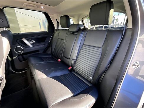 Used 2025 Land Rover Discovery Sport S image 26