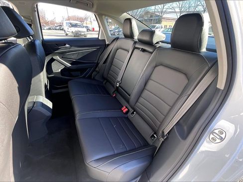 Used 2021 Volkswagen Jetta SE image 31