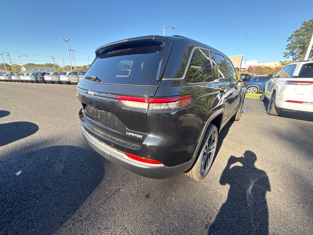 New 2027 Jeep Grand Cherokee Limited AWD/4WD image 5