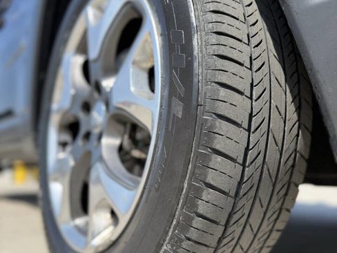 Used 2019 Jeep Compass Limited image 9