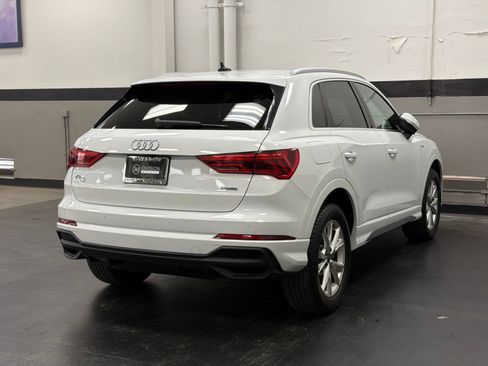 Used 2023 Audi Q3 2.0T Premium Plus w/ Premium Plus Package AWD/4WD image 12