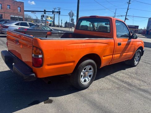 Used 2004 Toyota Tacoma 2WD Regular Cab image 5