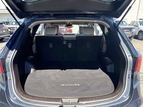 Used 2017 Hyundai Santa Fe Sport image 8