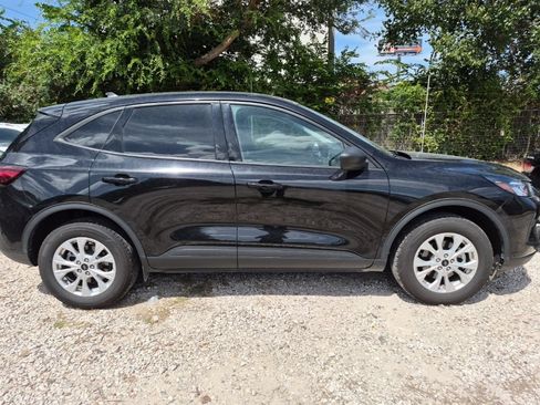 Used 2025 Ford Escape Active AWD/4WD image 5