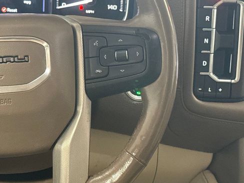 Used 2021 GMC Yukon Denali w/ Denali Ultimate Package RWD image 21