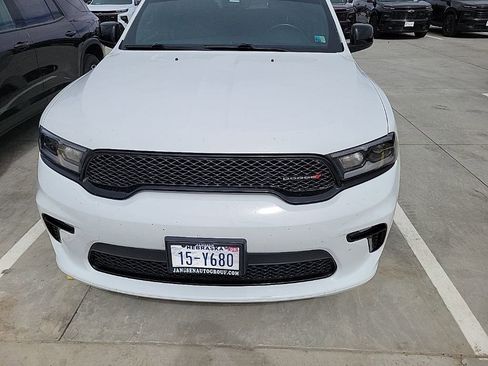 Used 2021 Dodge Durango SXT image 2