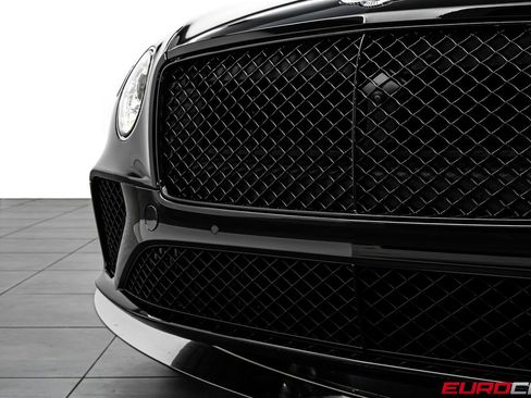 Used 2022 Bentley Continental GT AWD/4WD image 13