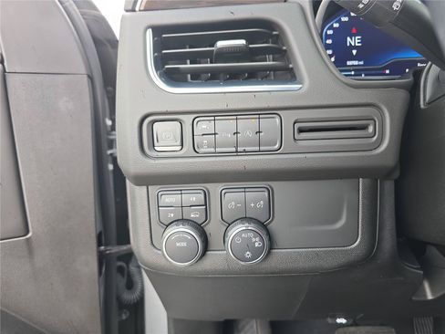 Used 2023 Chevrolet Tahoe LT AWD/4WD image 33