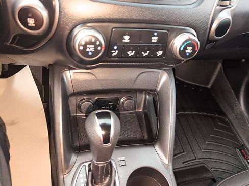 Used 2015 Hyundai Tucson GLS AWD/4WD image 19