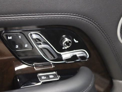Used 2021 Land Rover Range Rover Westminster Edition image 19