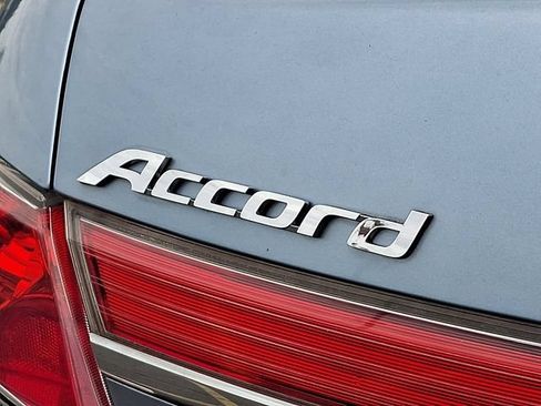 Used 2012 Honda Accord EX-L image 32