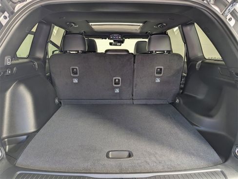 New 2025 Jeep Grand Cherokee Limited image 28