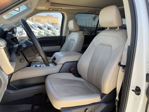 Certified 2022 Ford Expedition Max Limited image 27