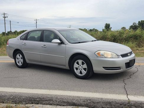 Used 2007 Chevrolet Impala LT FWD image 1