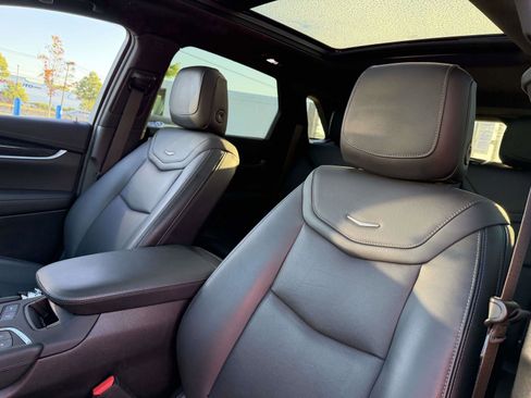 Certified 2023 Cadillac XT5 Premium Luxury AWD/4WD image 8
