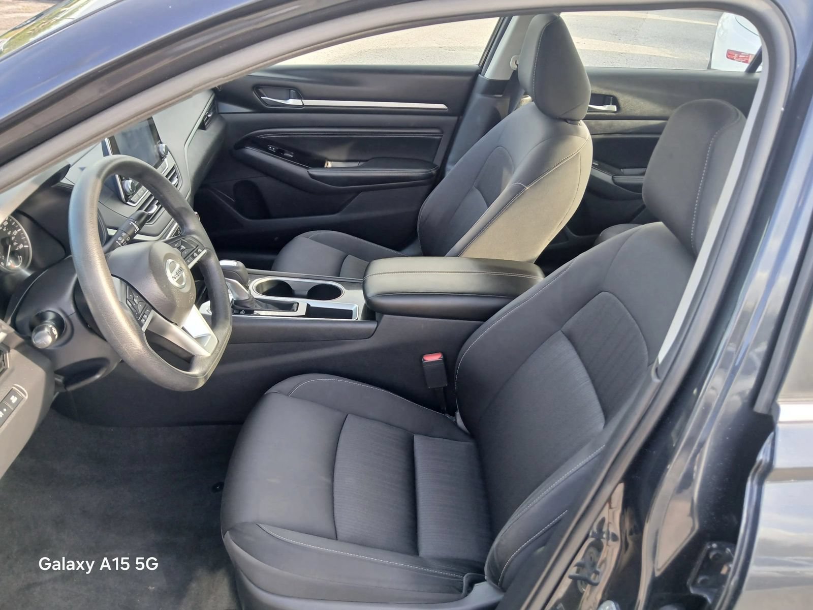 Used 2021 Nissan Altima 2.5 SV FWD image 8