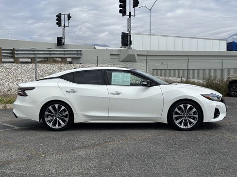 Used 2022 Nissan Maxima Platinum w/ Sport Mat Group image 2